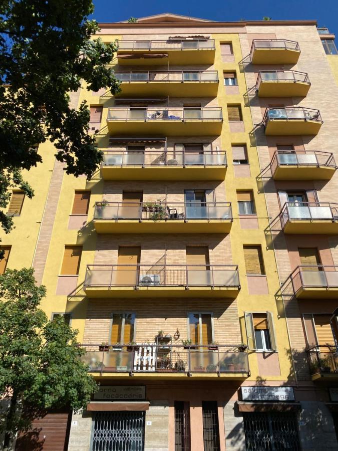 Modern City Apartment Modena Eksteriør billede